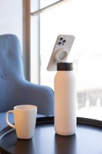 BOTELLA PRO - 900ml Multi-Functional Drink Bottle with Magnetic Phone Loop - Image 16